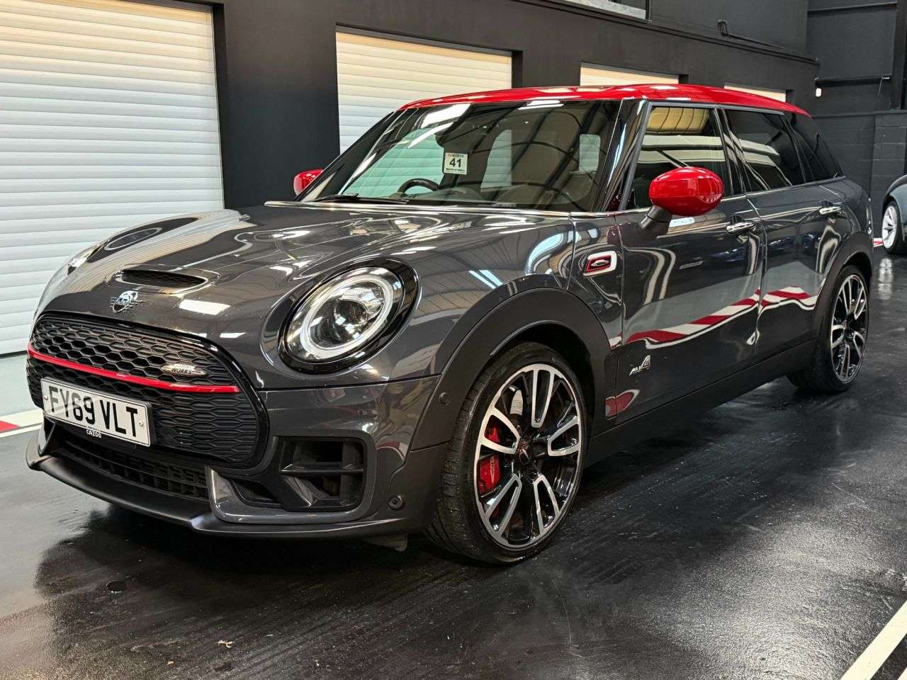 2019 MINI CLUBMAN 2019 MINI CLUBMAN