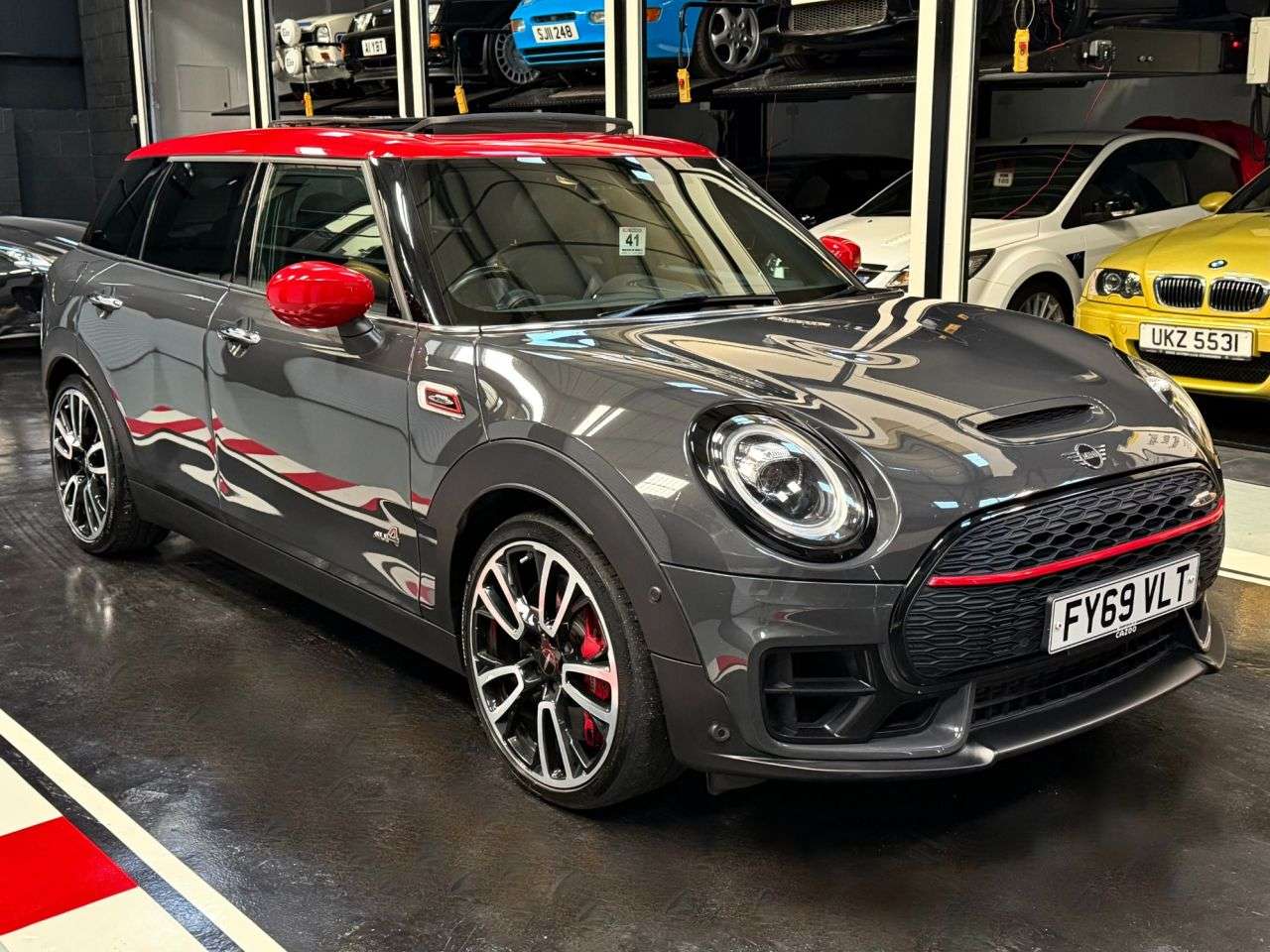 A 2019 MINI CLUBMAN 2.0 John Cooper Works Estate 6dr Petrol Steptronic ALL4 Euro 6 (s/s) (306 p A 2019 MINI CLUBMAN 2.0 John Cooper Works Estate 6dr Petrol Steptronic ALL4 Euro 6 (s/s) (306 p