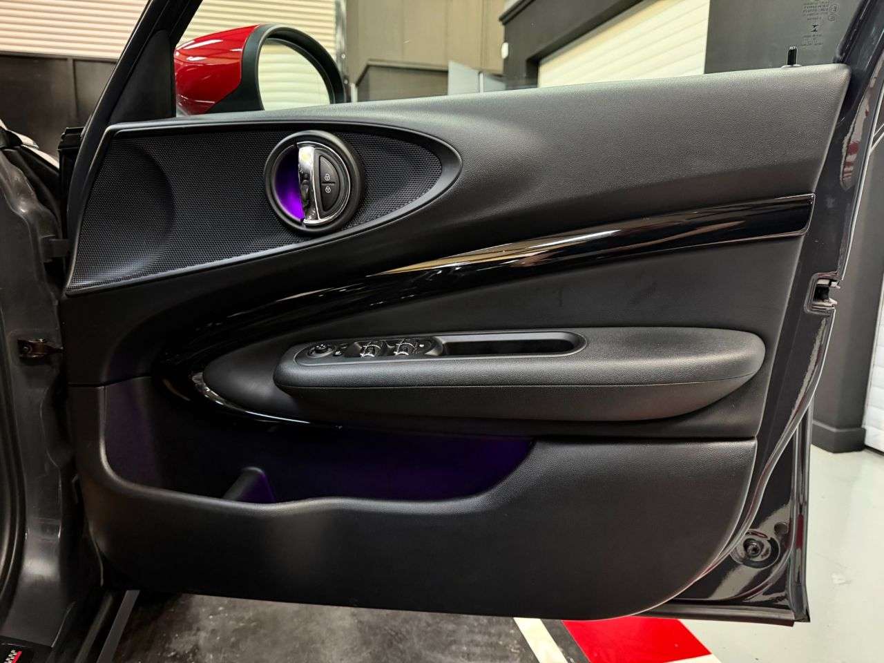 2019 MINI CLUBMAN 2019 MINI CLUBMAN