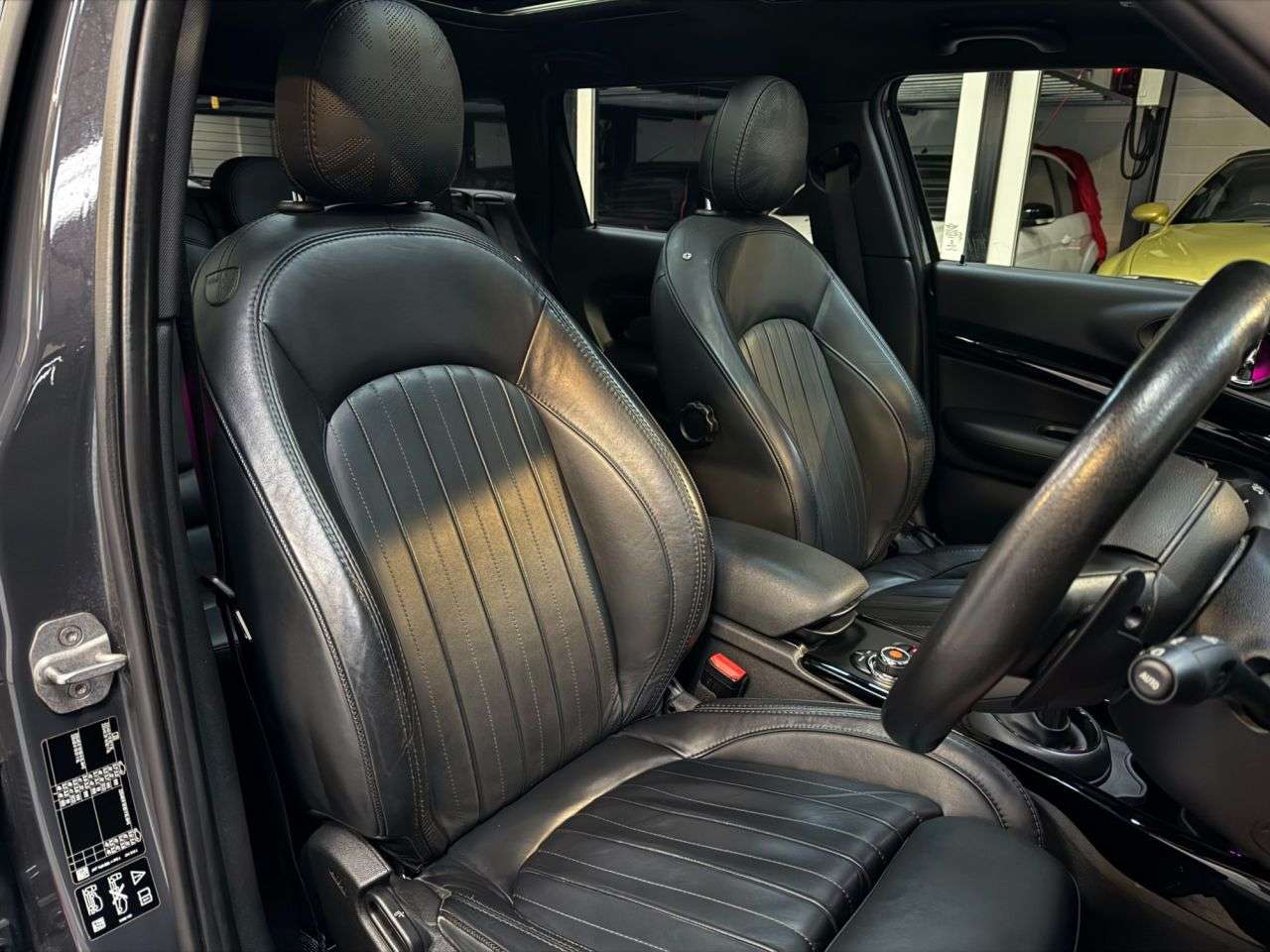A 2019 MINI CLUBMAN 2.0 John Cooper Works Estate 6dr Petrol Steptronic ALL4 Euro 6 (s/s) (306 p A 2019 MINI CLUBMAN 2.0 John Cooper Works Estate 6dr Petrol Steptronic ALL4 Euro 6 (s/s) (306 p