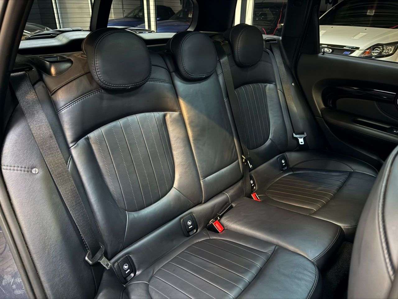 2019 MINI CLUBMAN 2019 MINI CLUBMAN