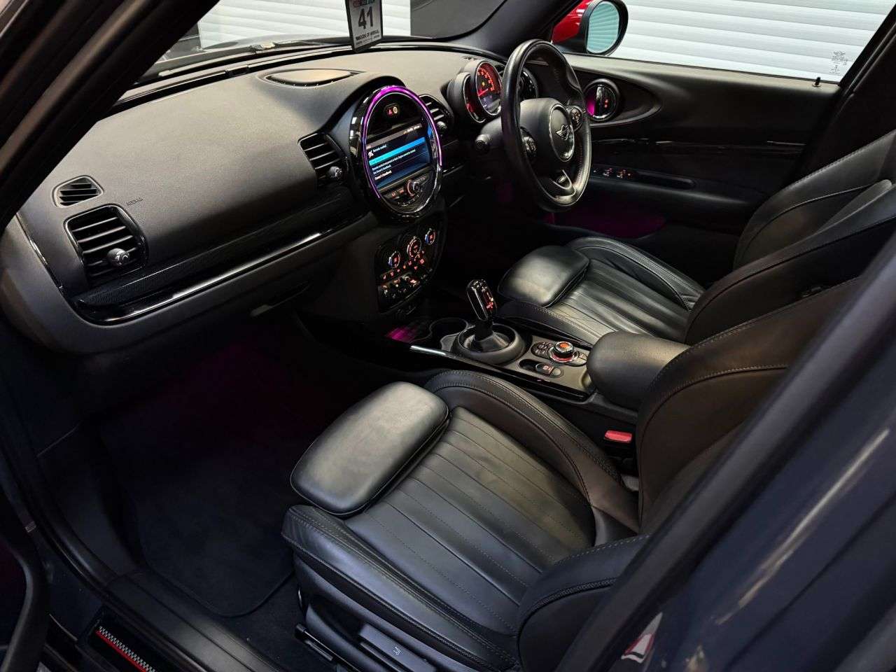 2019 MINI CLUBMAN 2019 MINI CLUBMAN