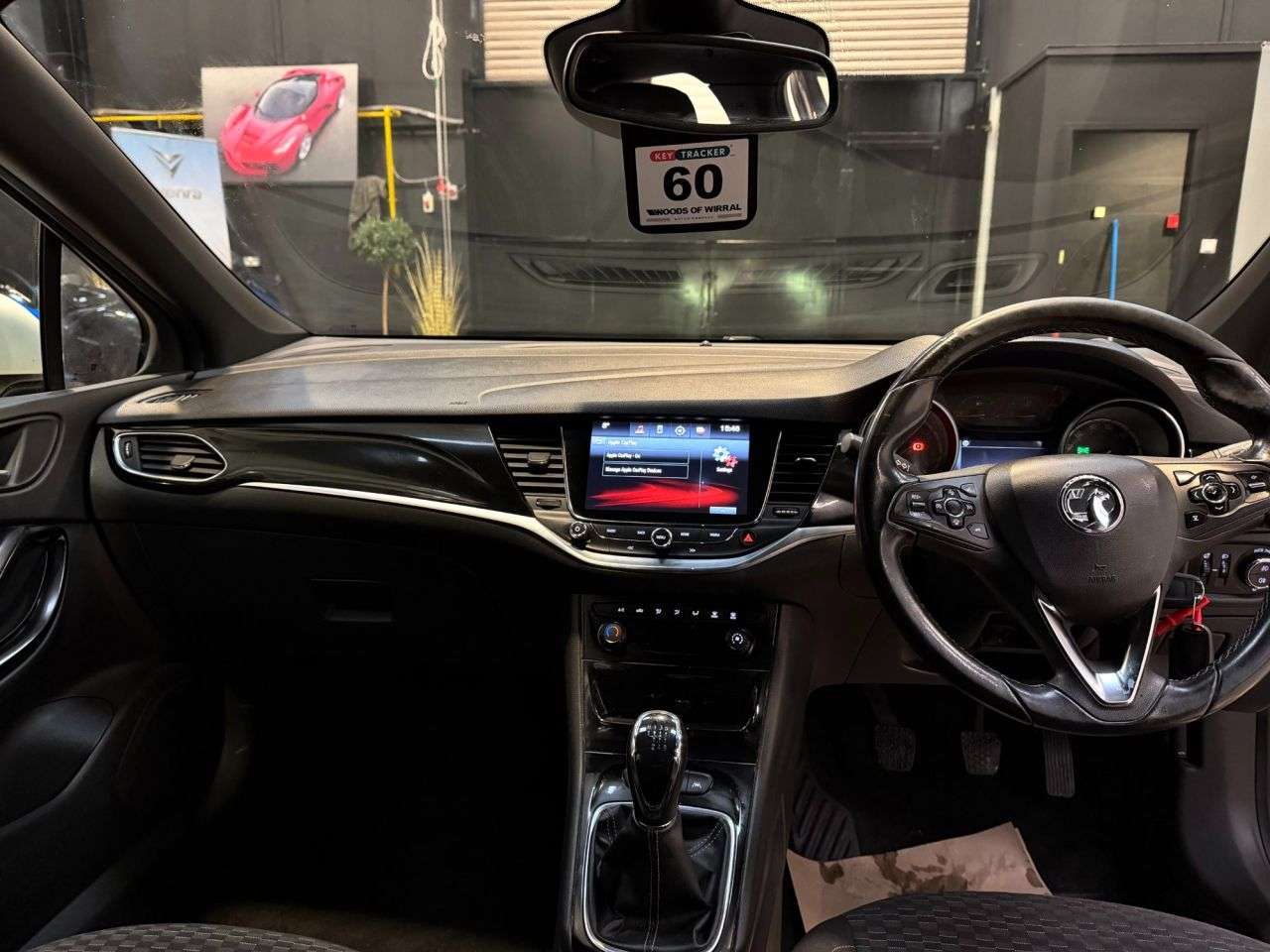 A 2016 VAUXHALL ASTRA 1.6 CDTi BlueInjection SRi Nav Hatchback 5dr Diesel Manual Euro 6 (s/s) (13 A 2016 VAUXHALL ASTRA 1.6 CDTi BlueInjection SRi Nav Hatchback 5dr Diesel Manual Euro 6 (s/s) (13