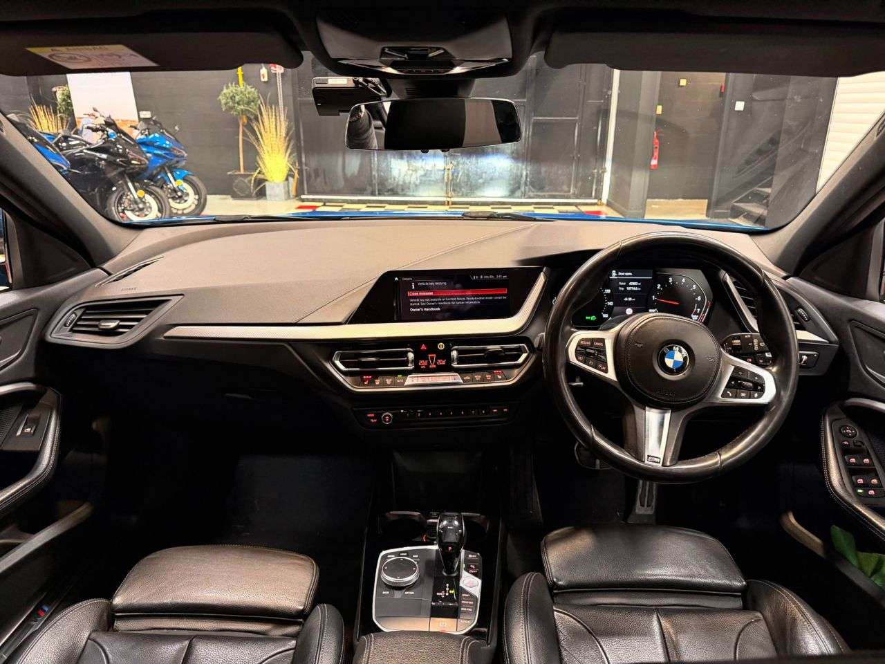 A 2020 BMW 1 SERIES 118I M SPORT A 2020 BMW 1 SERIES 118I M SPORT