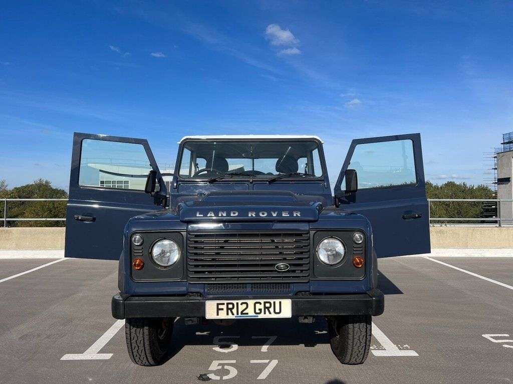 0 LAND ROVER DEFENDER 0 LAND ROVER DEFENDER