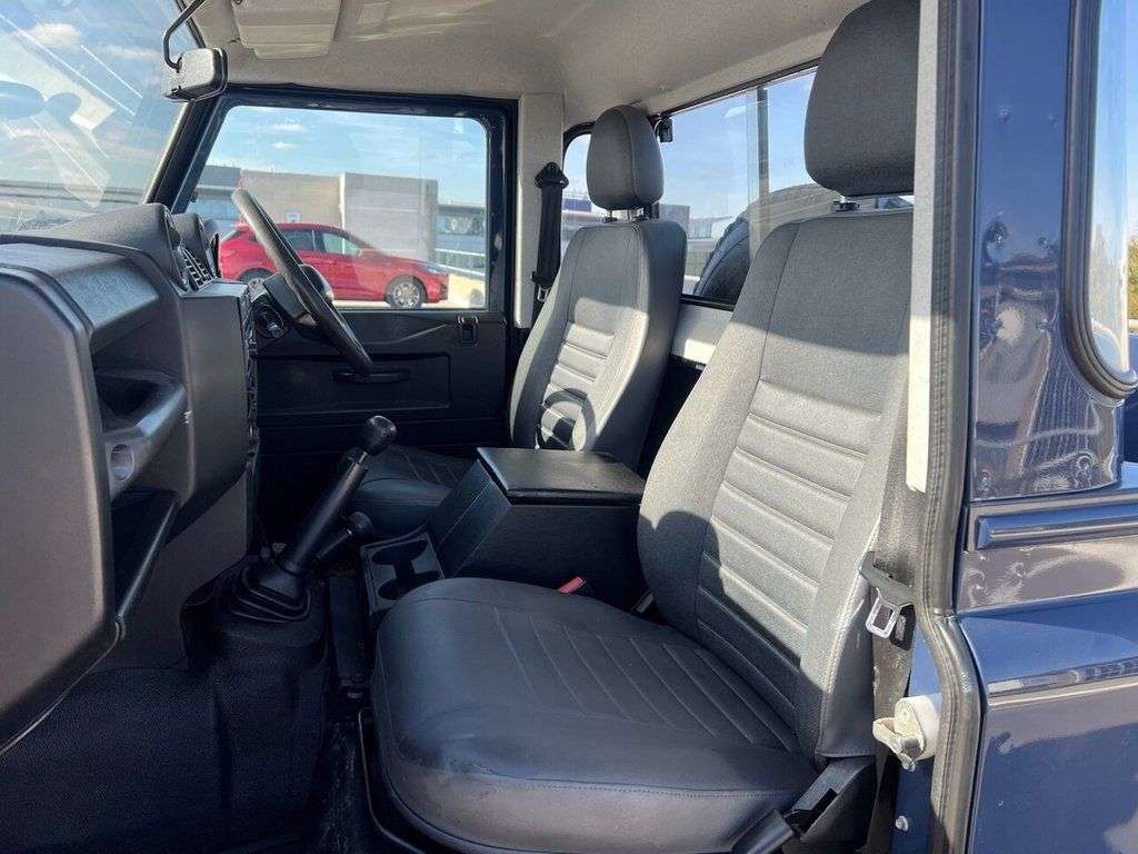 0 LAND ROVER DEFENDER 0 LAND ROVER DEFENDER