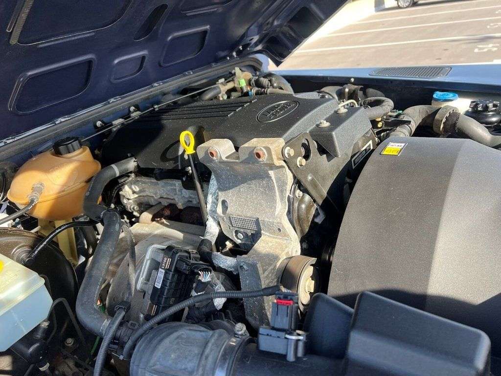 0 LAND ROVER DEFENDER 0 LAND ROVER DEFENDER