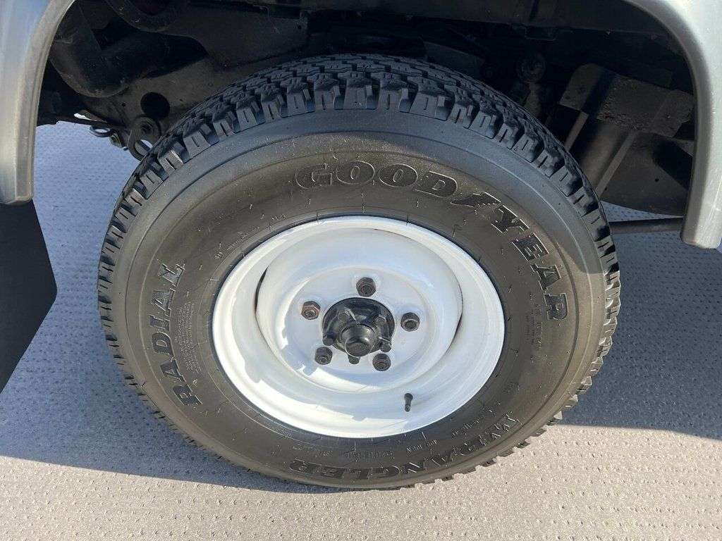 0 LAND ROVER DEFENDER 0 LAND ROVER DEFENDER