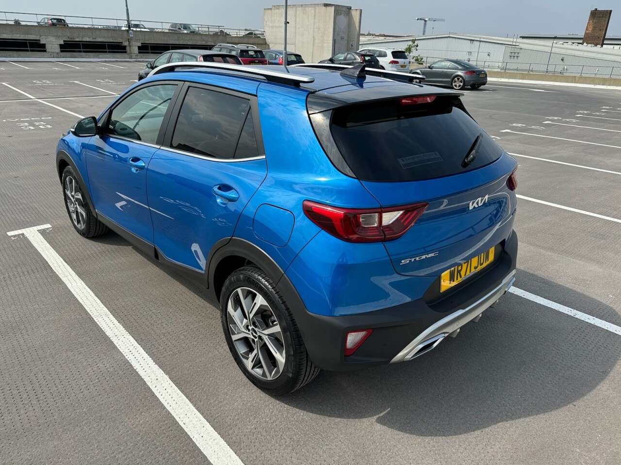 2021 KIA STONIC 2021 KIA STONIC