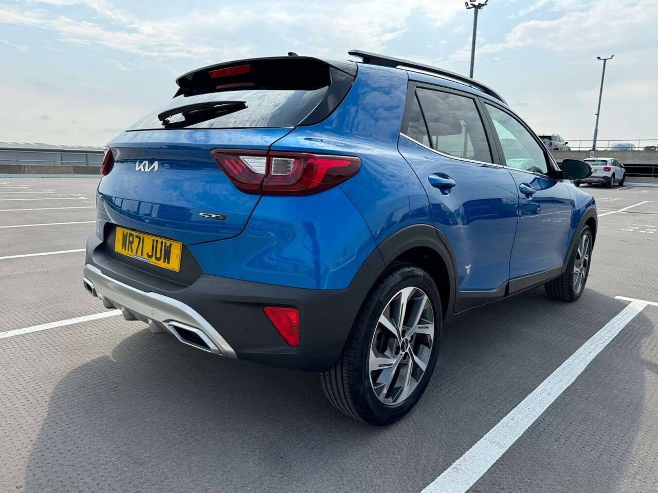 2021 KIA STONIC 2021 KIA STONIC