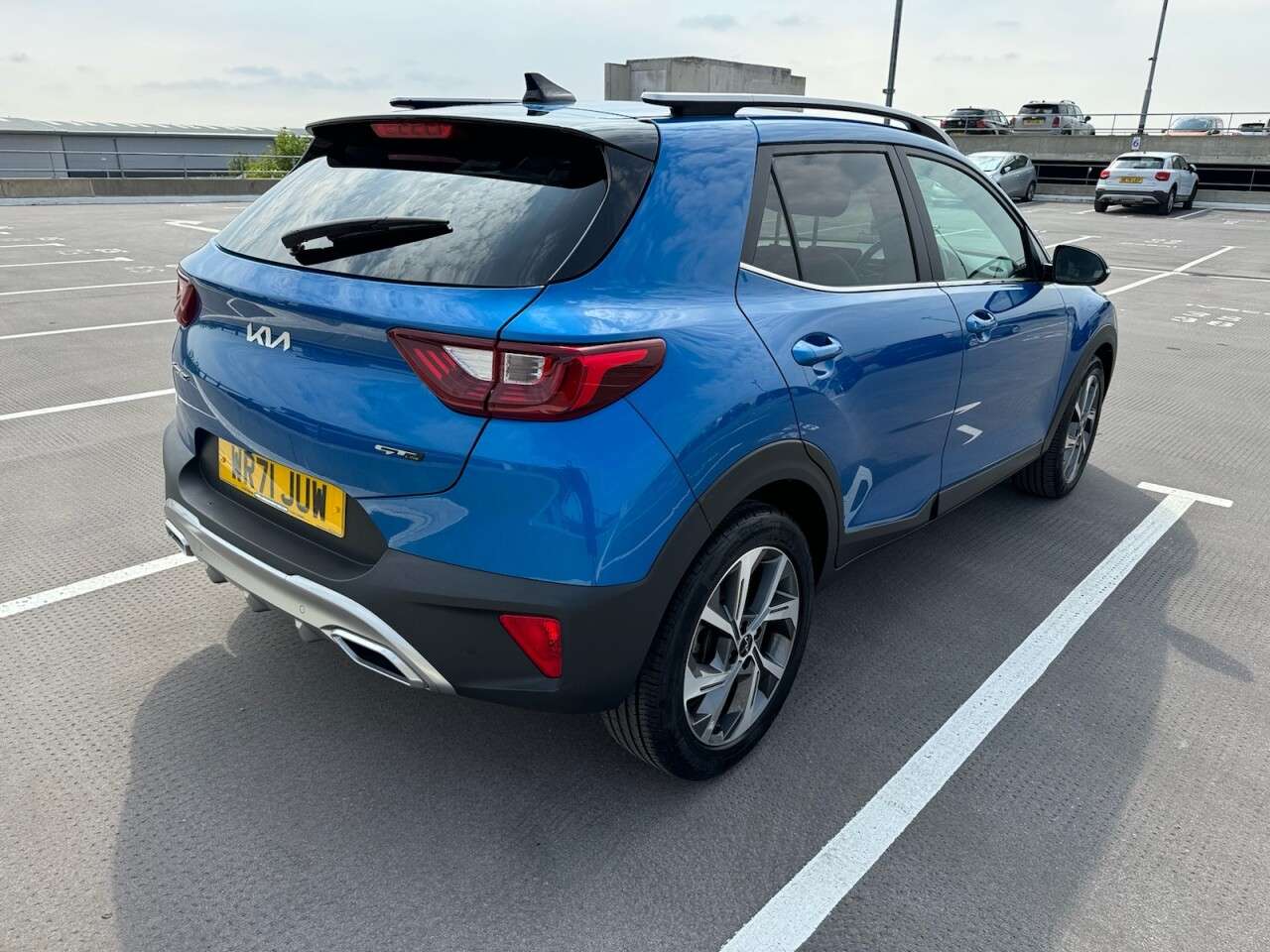 2021 KIA STONIC 2021 KIA STONIC