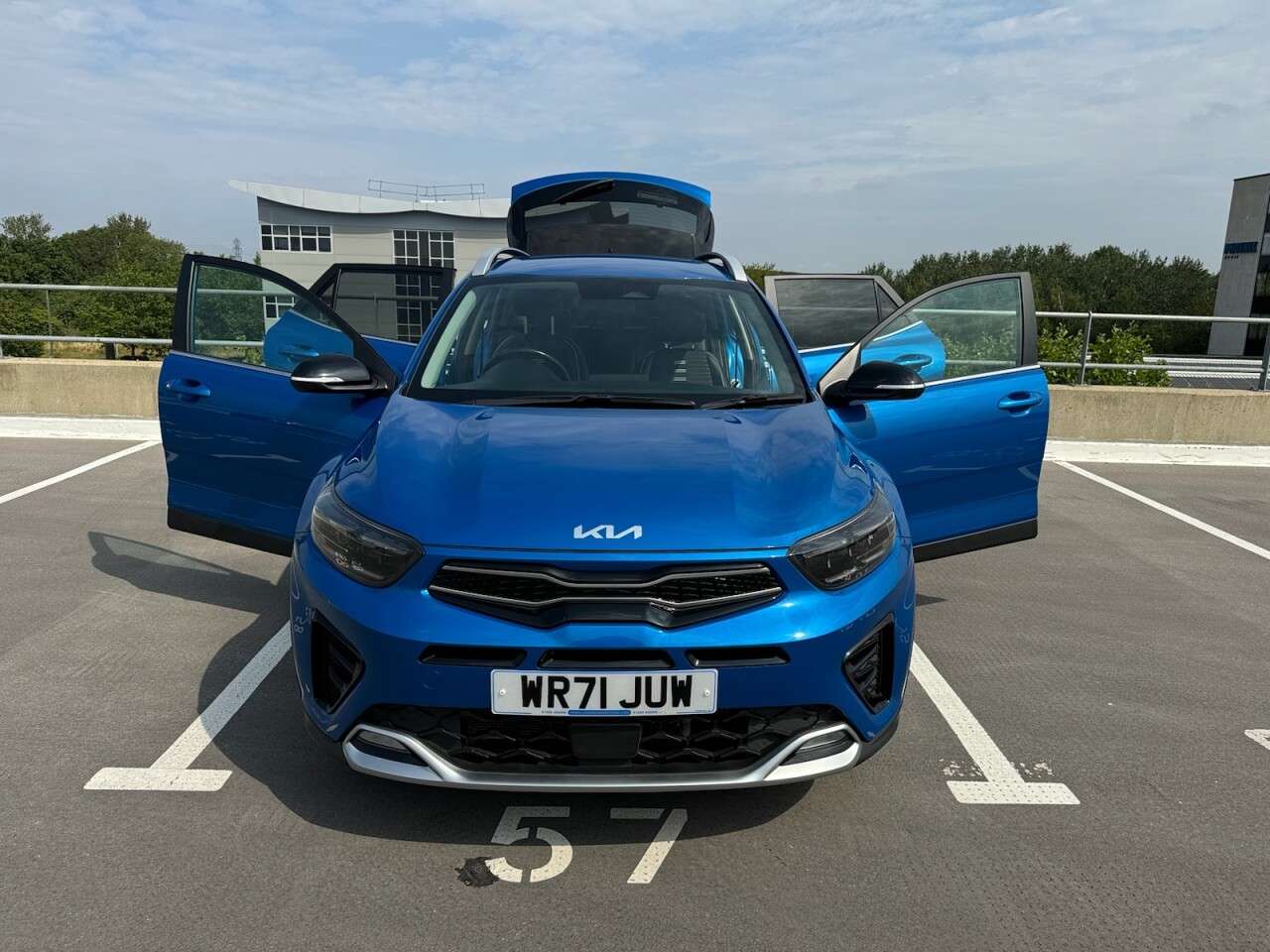 2021 KIA STONIC 2021 KIA STONIC