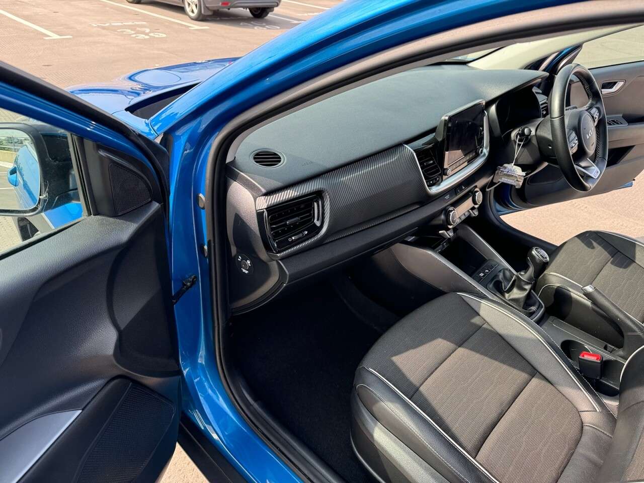 2021 KIA STONIC 2021 KIA STONIC