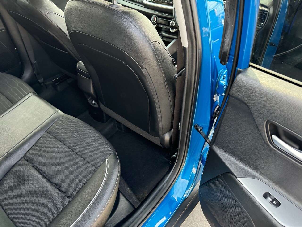 2021 KIA STONIC 2021 KIA STONIC