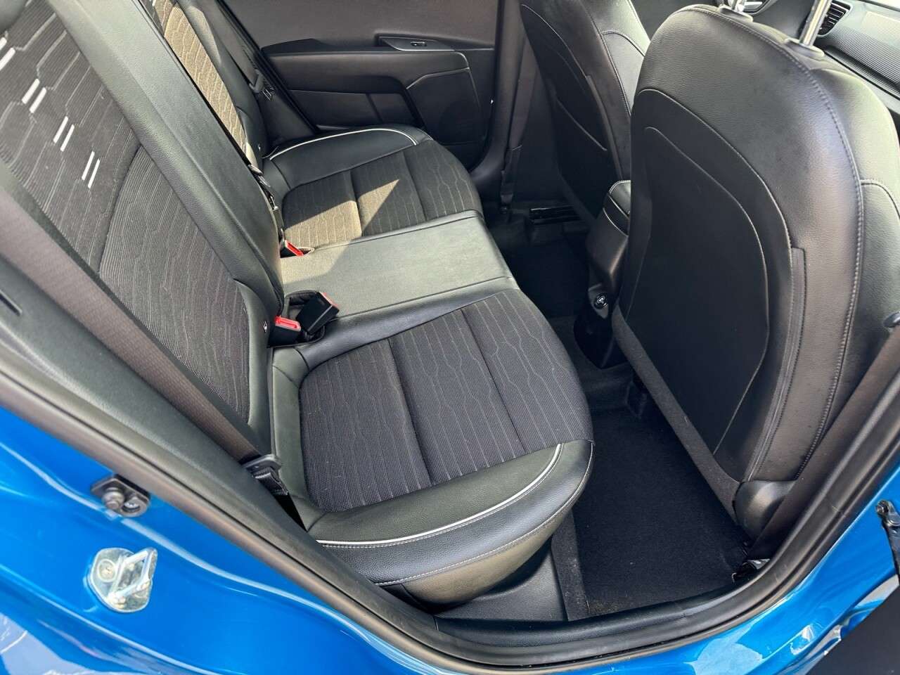 2021 KIA STONIC 2021 KIA STONIC