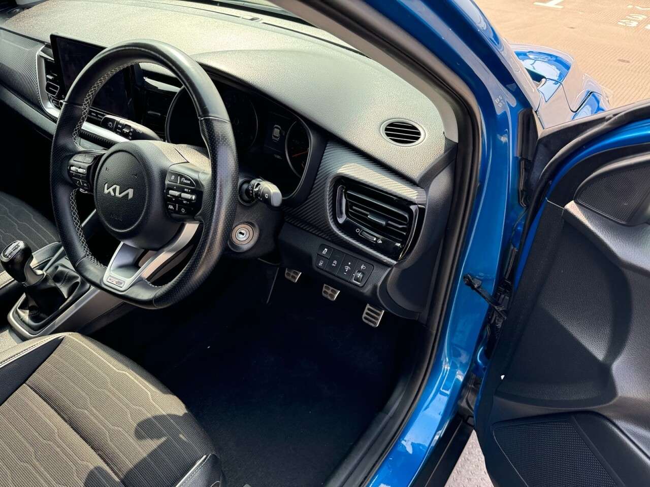 2021 KIA STONIC 2021 KIA STONIC