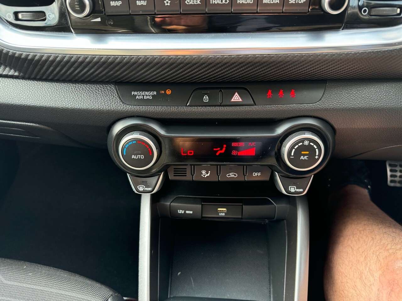 2021 KIA STONIC 2021 KIA STONIC