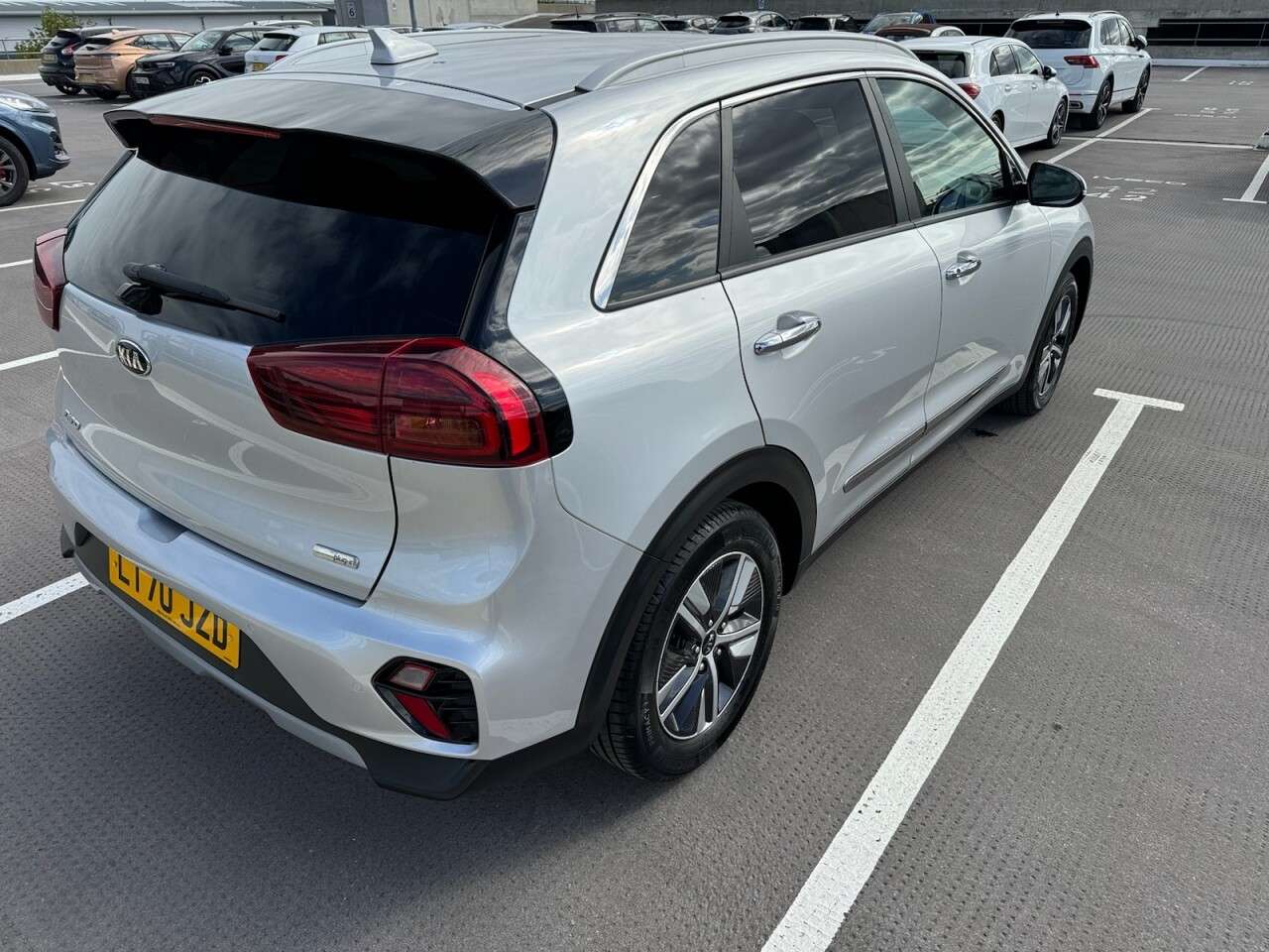 2020 KIA NIRO 2020 KIA NIRO