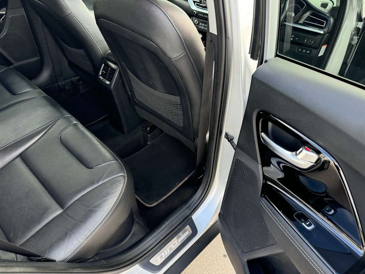 2020 KIA NIRO 2020 KIA NIRO