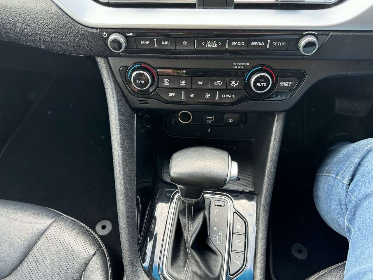 2020 KIA NIRO 2020 KIA NIRO