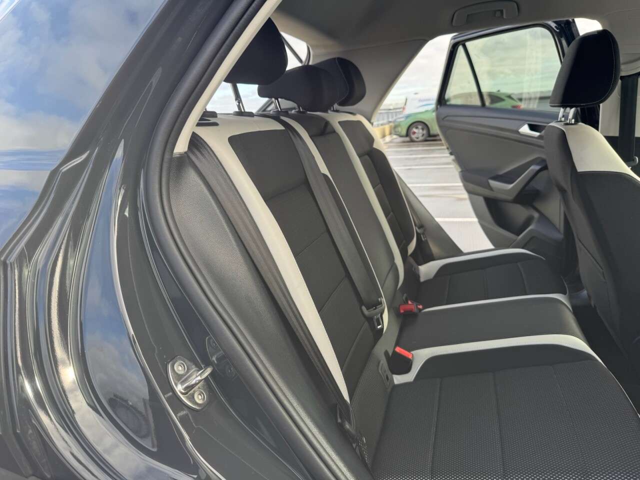 2021 VOLKSWAGEN T-ROC 2021 VOLKSWAGEN T-ROC