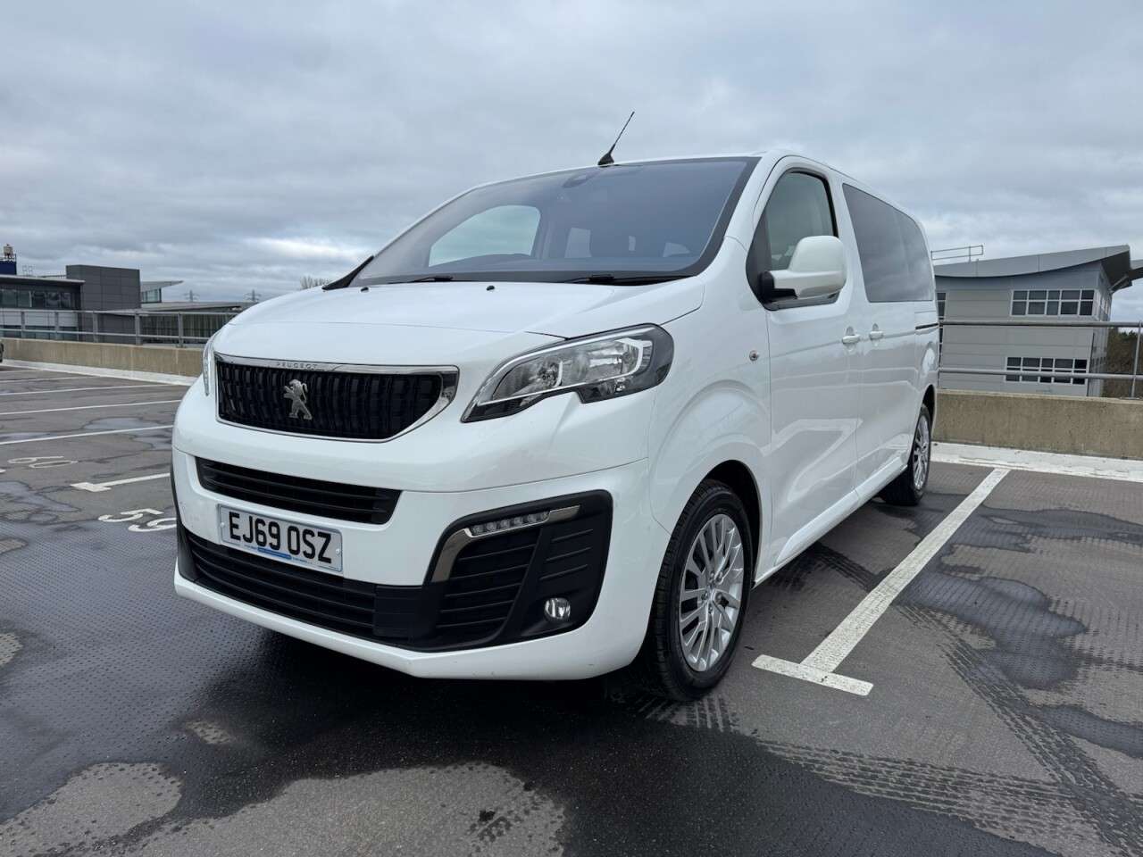 2019 PEUGEOT TRAVELLER 2019 PEUGEOT TRAVELLER