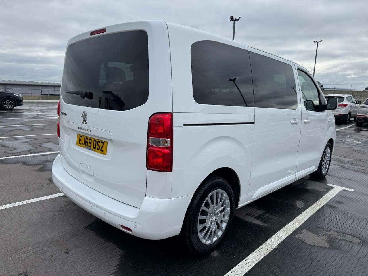 2019 PEUGEOT TRAVELLER 2019 PEUGEOT TRAVELLER