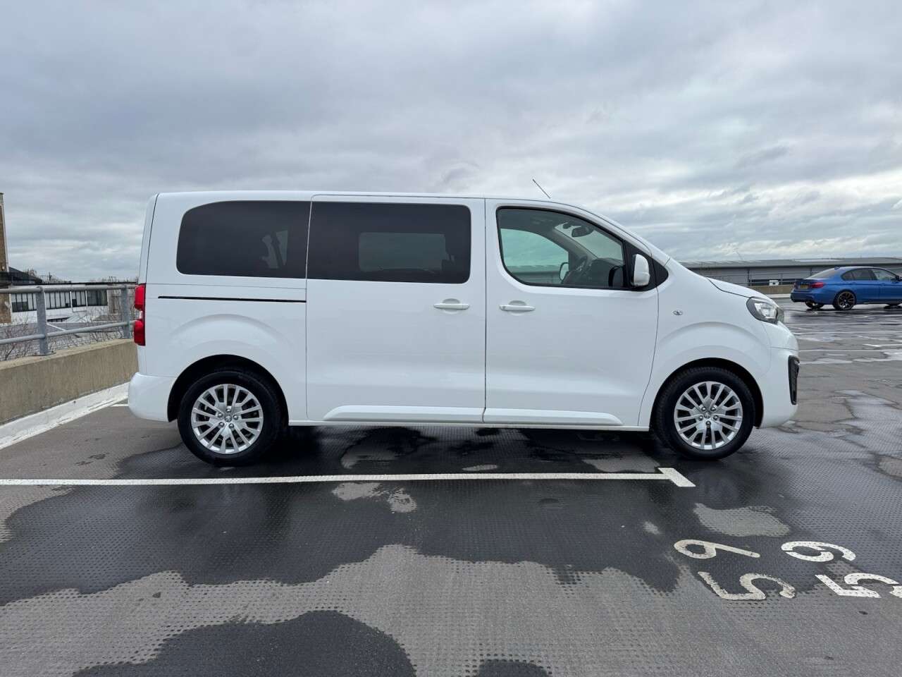 2019 PEUGEOT TRAVELLER 2019 PEUGEOT TRAVELLER