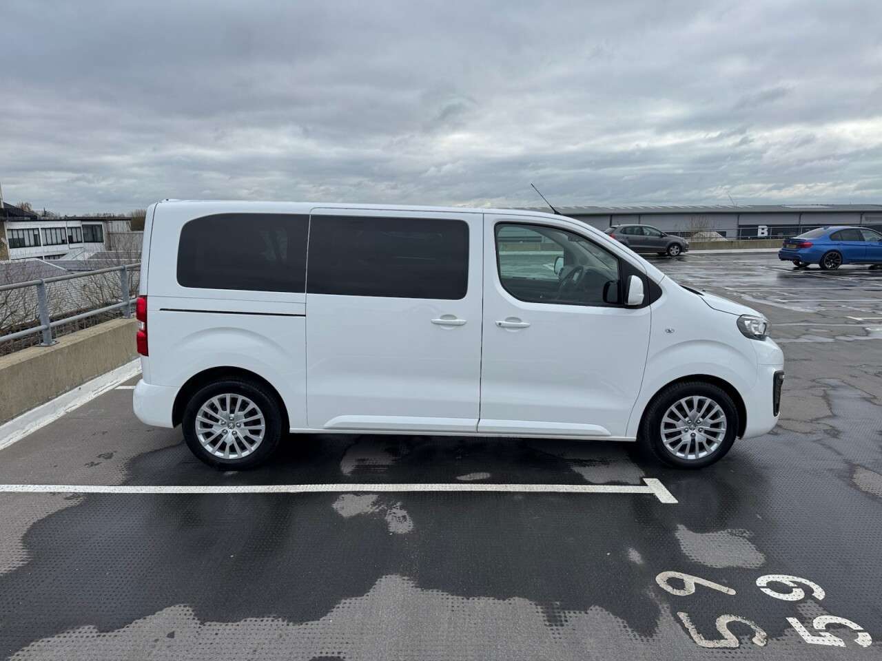 2019 PEUGEOT TRAVELLER 2019 PEUGEOT TRAVELLER