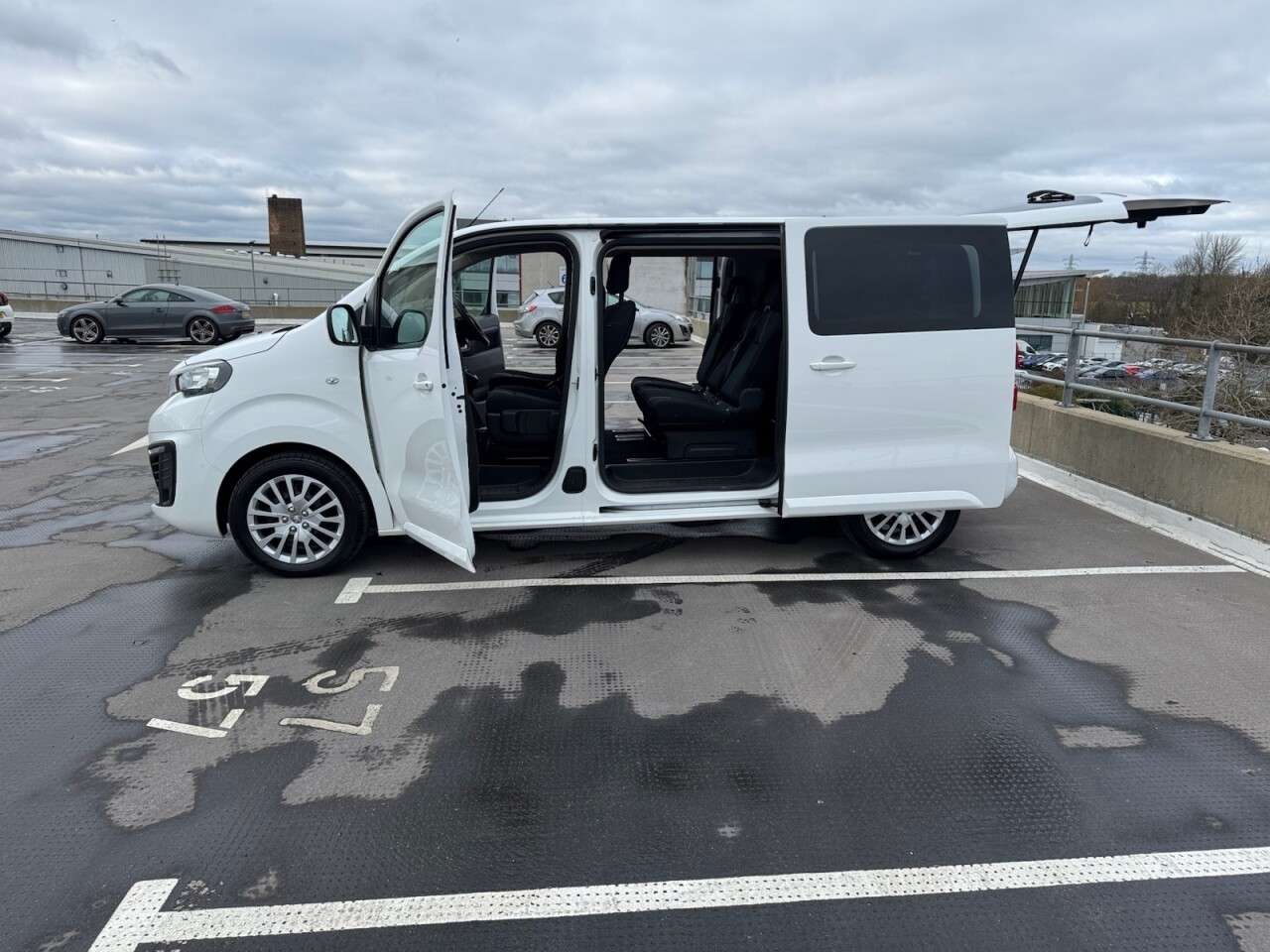 2019 PEUGEOT TRAVELLER 2019 PEUGEOT TRAVELLER