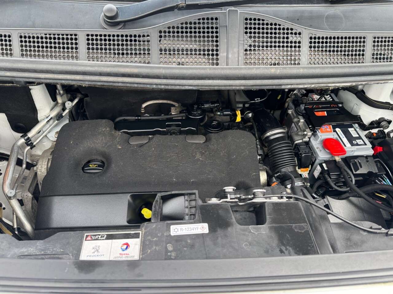 2019 PEUGEOT TRAVELLER 2019 PEUGEOT TRAVELLER