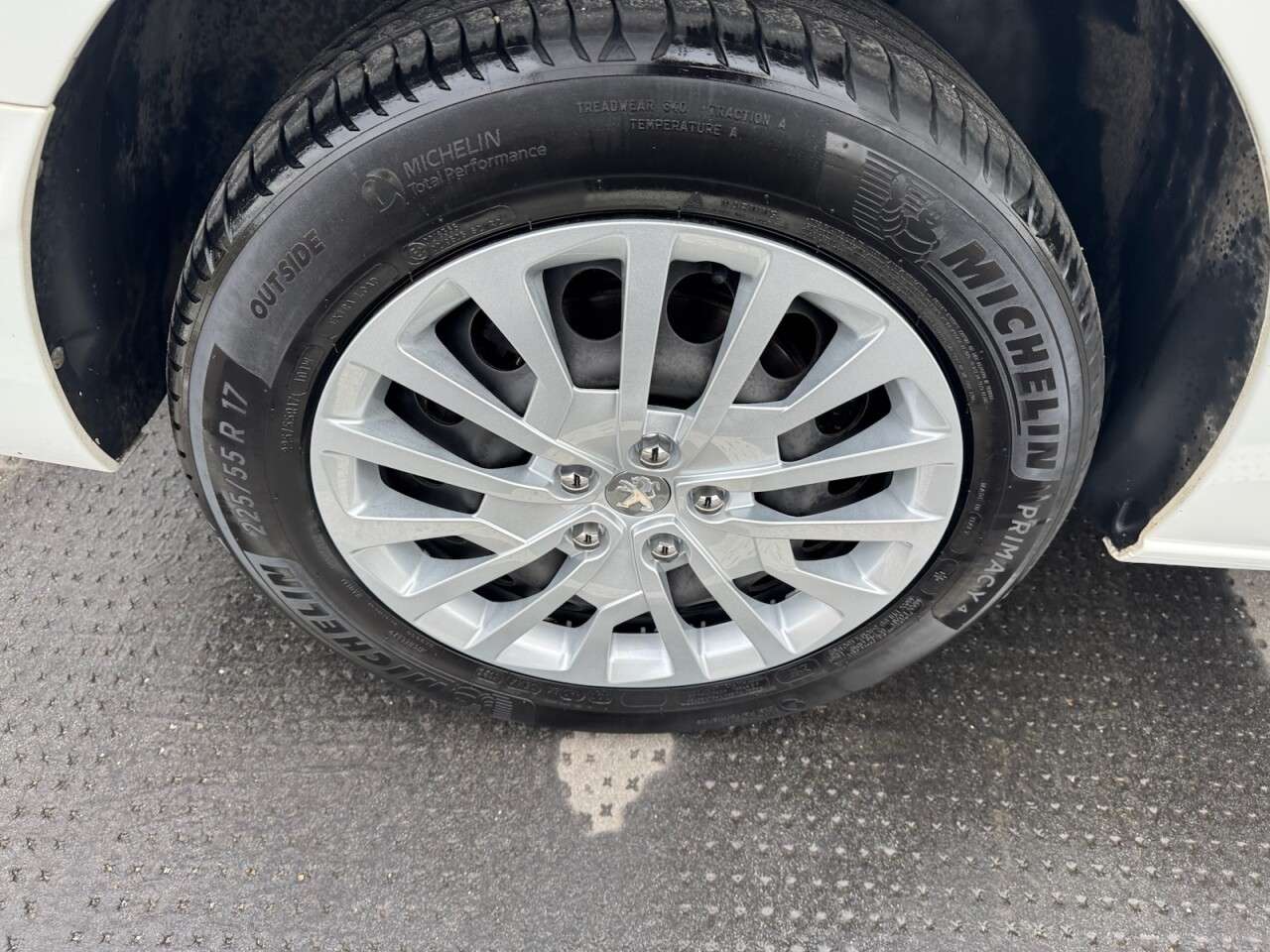 2019 PEUGEOT TRAVELLER 2019 PEUGEOT TRAVELLER