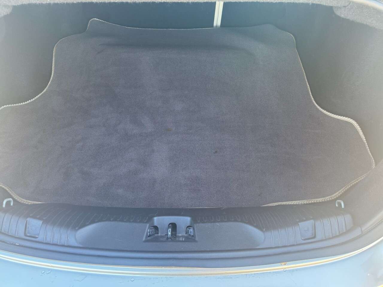 2010 JAGUAR XF 2010 JAGUAR XF