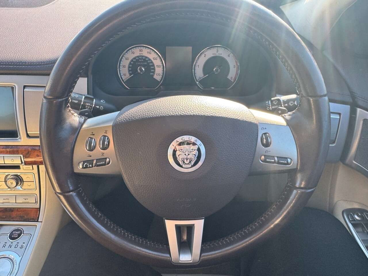 2010 JAGUAR XF 2010 JAGUAR XF