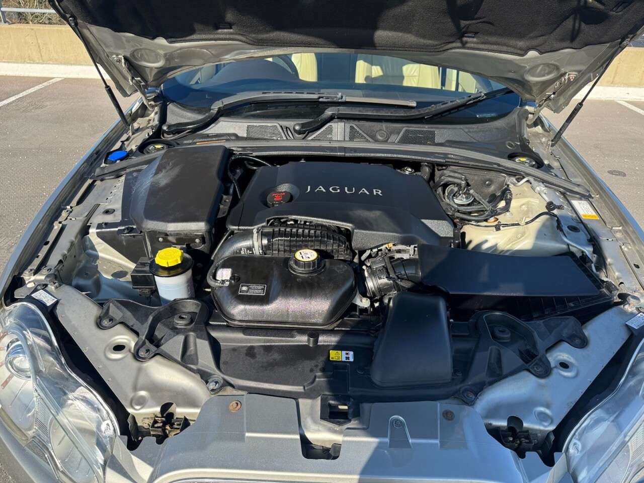 2010 JAGUAR XF 2010 JAGUAR XF