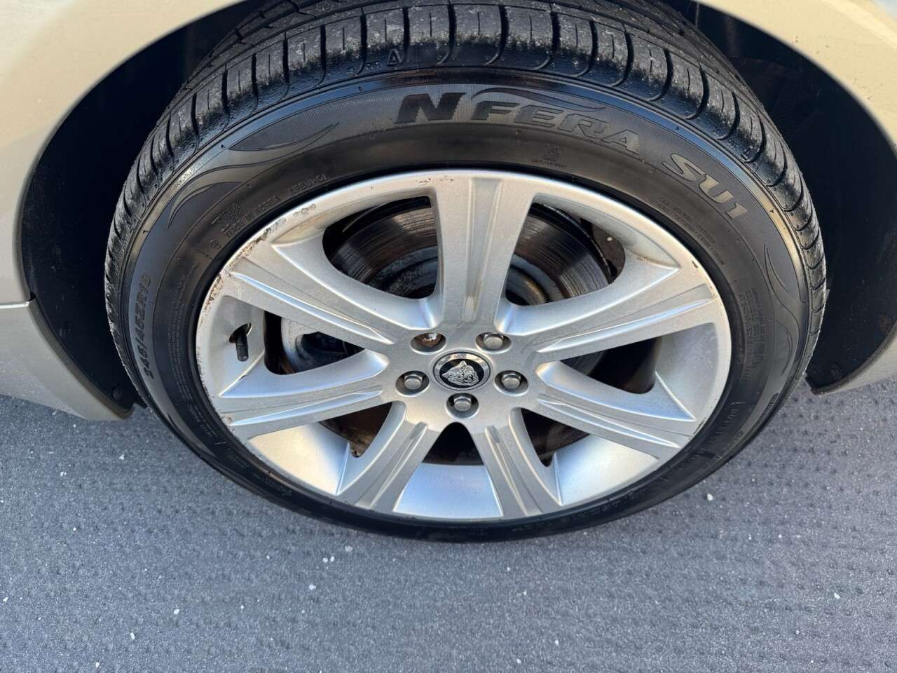 2010 JAGUAR XF 2010 JAGUAR XF