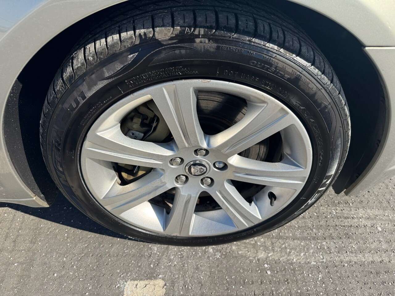 2010 JAGUAR XF 2010 JAGUAR XF