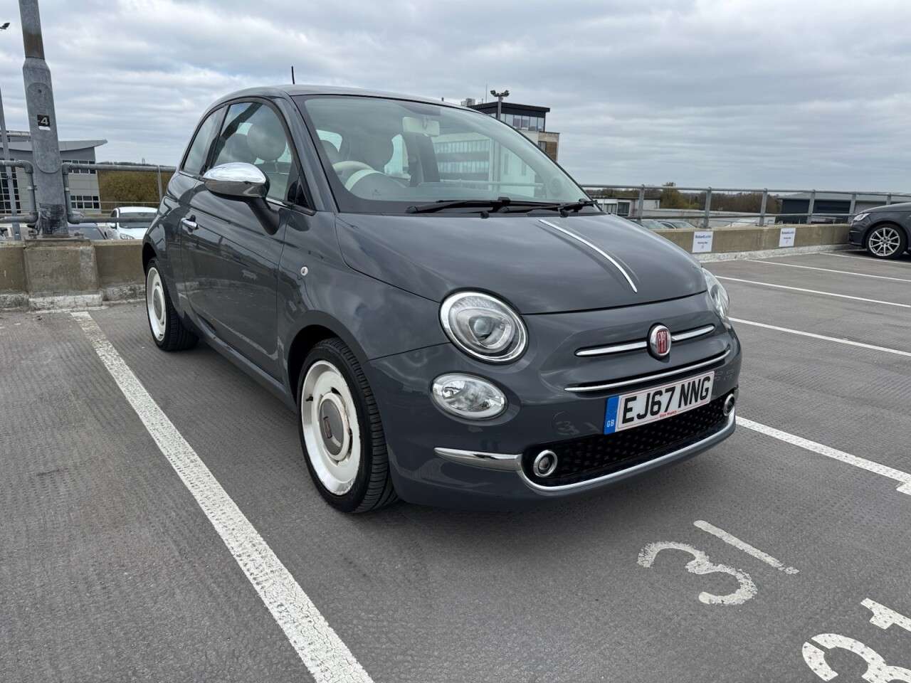 A 2017 FIAT 500 1.2 Anniversario Hatchback 3dr Petrol Manual Euro 6 (s/s) (69 bhp) 1 year m A 2017 FIAT 500 1.2 Anniversario Hatchback 3dr Petrol Manual Euro 6 (s/s) (69 bhp) 1 year m