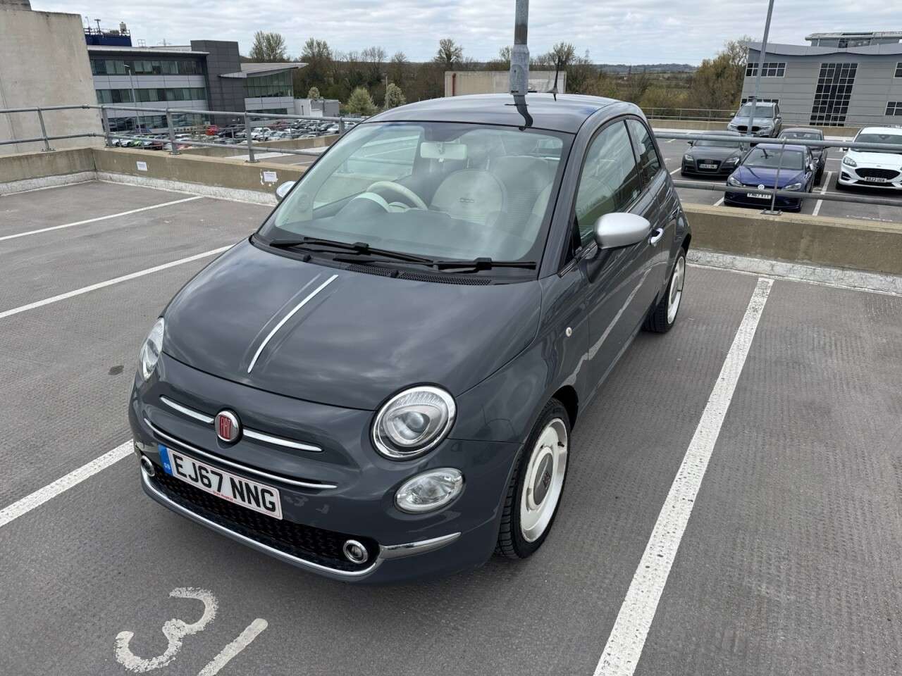 2017 FIAT 500 2017 FIAT 500
