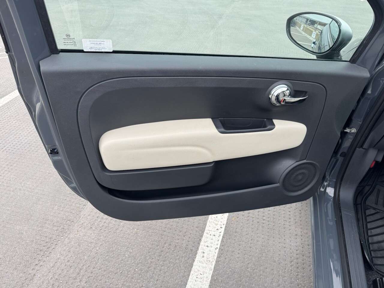 2017 FIAT 500 2017 FIAT 500