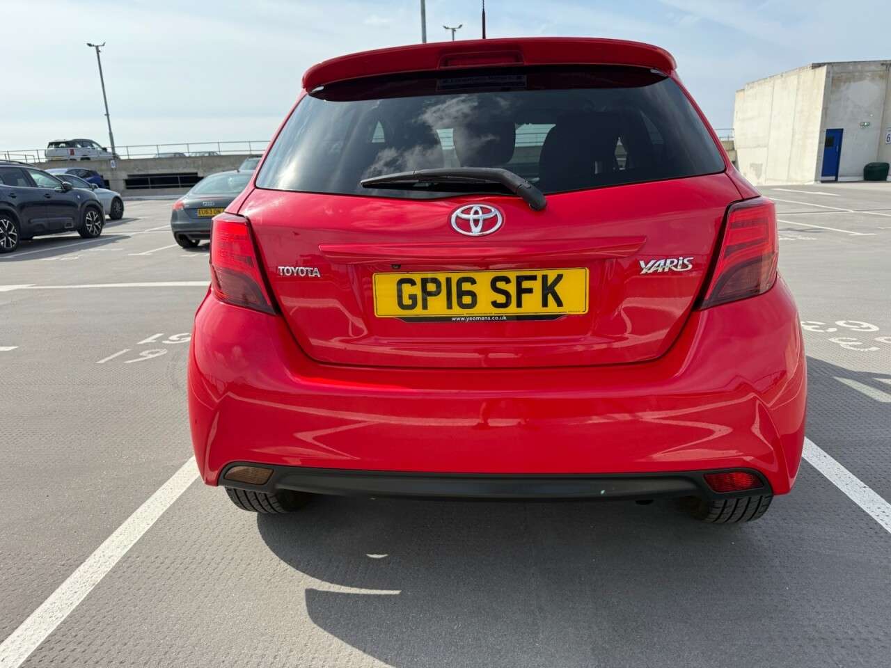 2016 TOYOTA YARIS 2016 TOYOTA YARIS