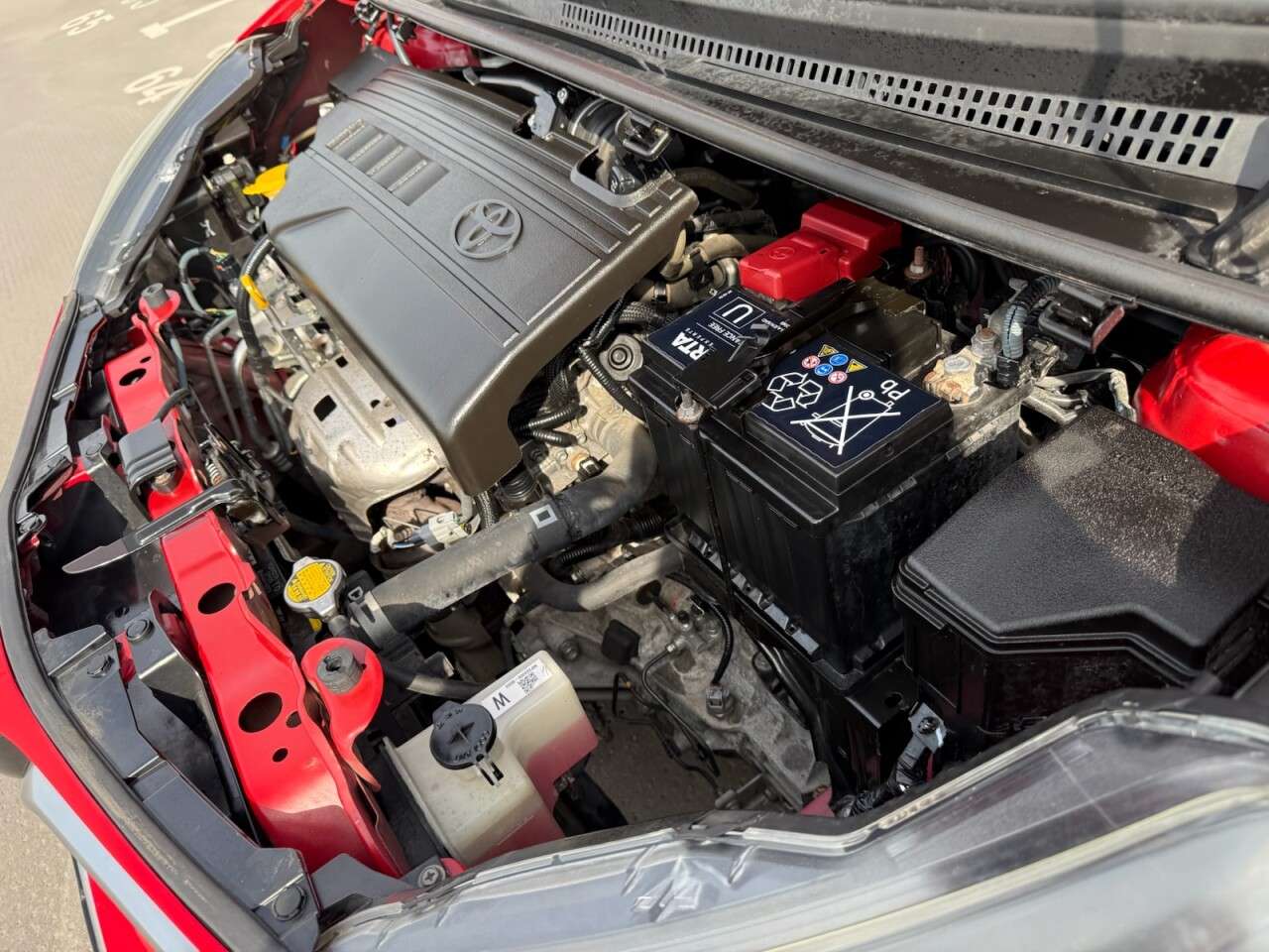 2016 TOYOTA YARIS 2016 TOYOTA YARIS