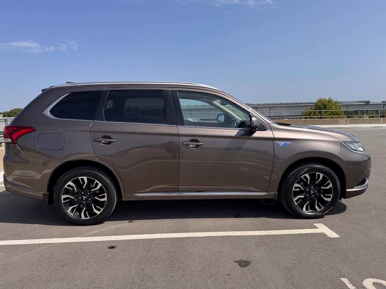 2016 MITSUBISHI OUTLANDER 2016 MITSUBISHI OUTLANDER