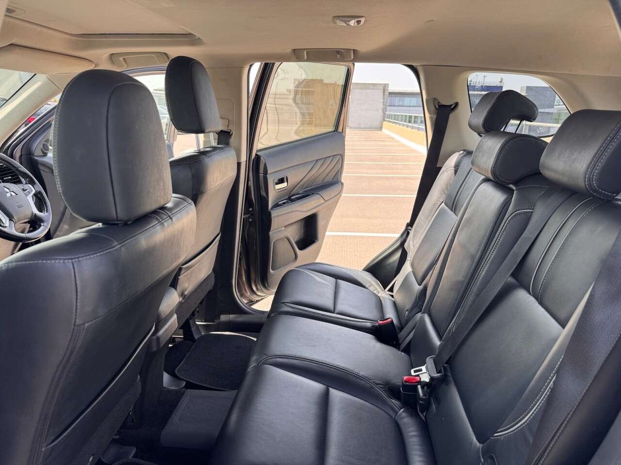 2016 MITSUBISHI OUTLANDER 2016 MITSUBISHI OUTLANDER