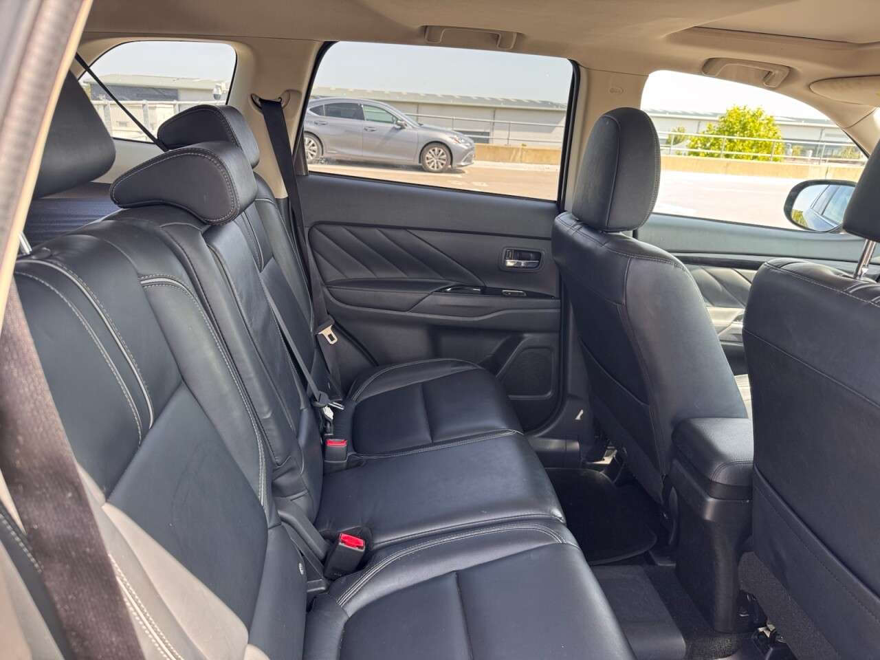 2016 MITSUBISHI OUTLANDER 2016 MITSUBISHI OUTLANDER