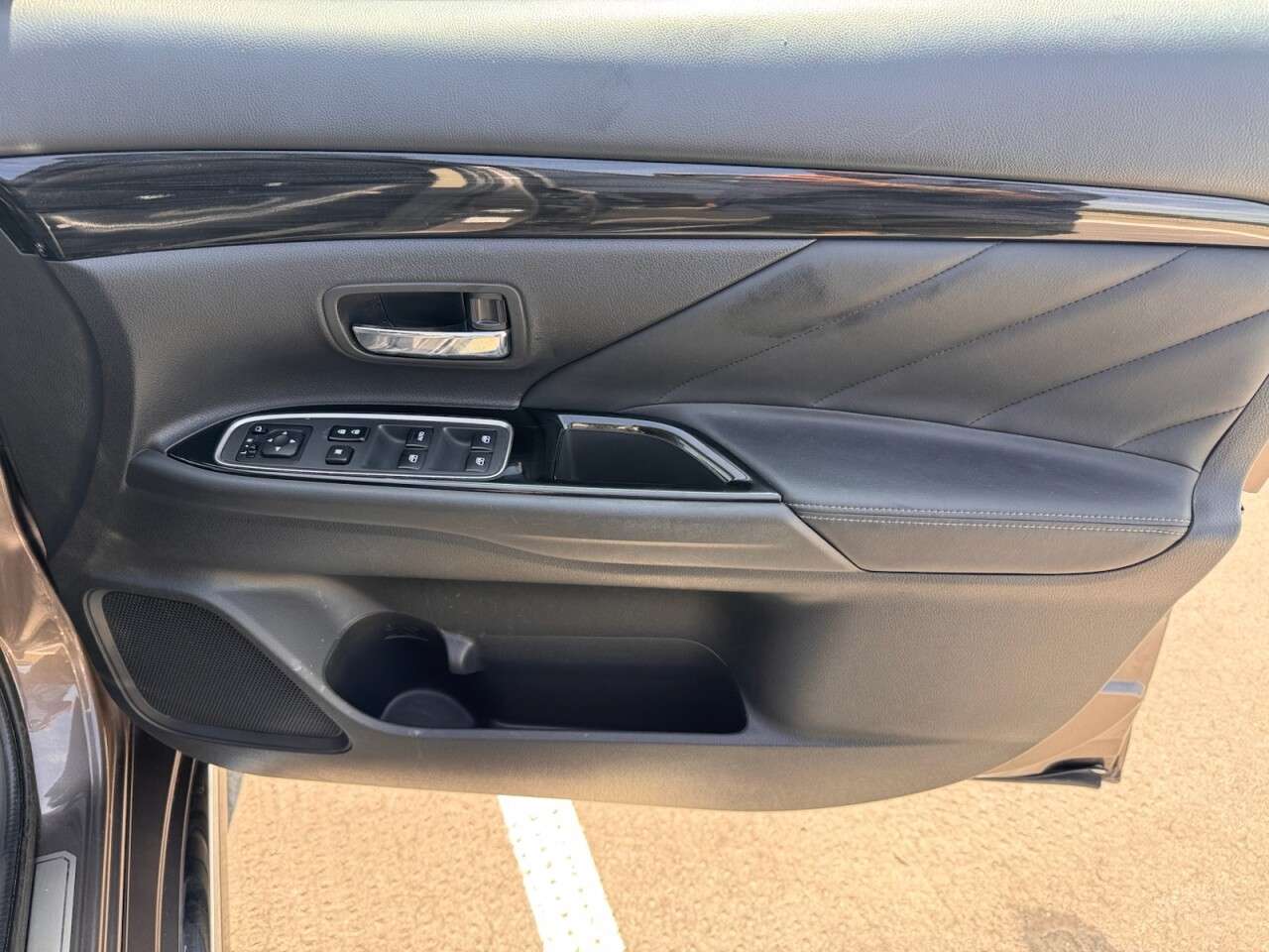 2016 MITSUBISHI OUTLANDER 2016 MITSUBISHI OUTLANDER