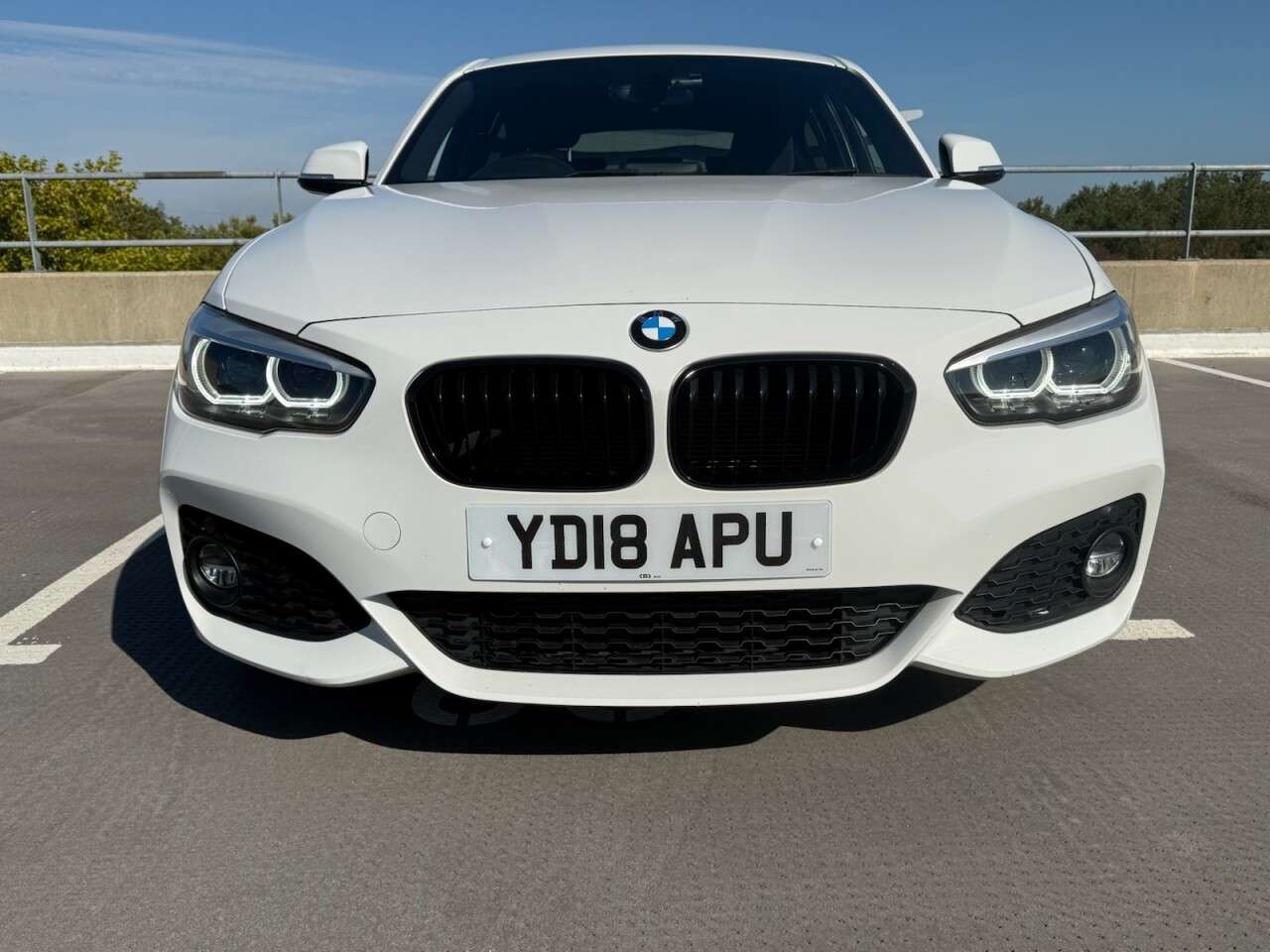 A 2018 BMW 1 SERIES 1.5 118i M Sport Shadow Edition Hatchback 5dr Petrol Manual Euro 6 (s/s) (1 A 2018 BMW 1 SERIES 1.5 118i M Sport Shadow Edition Hatchback 5dr Petrol Manual Euro 6 (s/s) (1
