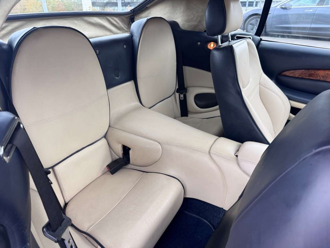 2002 ASTON MARTIN DB7 2002 ASTON MARTIN DB7