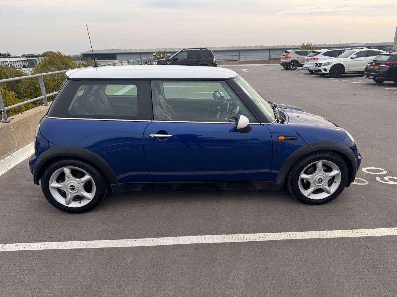 2002 MINI HATCH 2002 MINI HATCH