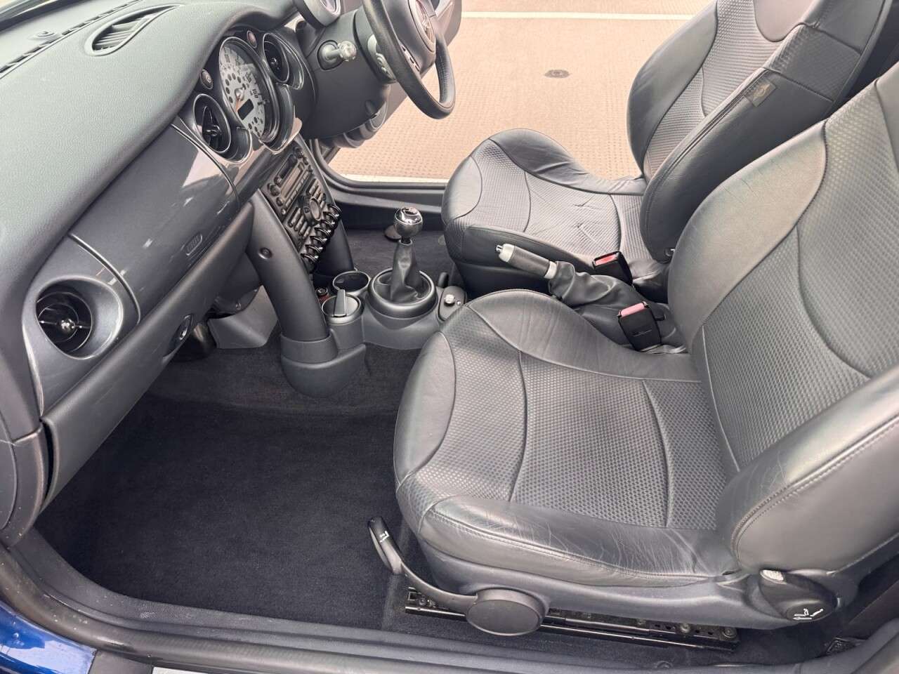 2002 MINI HATCH 2002 MINI HATCH